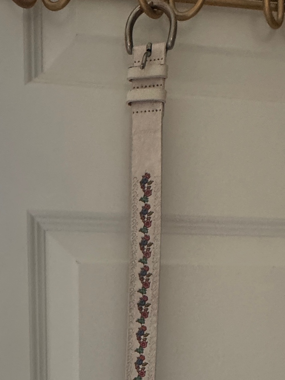 Dockers Cream Leather Belt Painted Floral Embossed Boho M